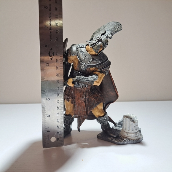 Conan Pallantides of the Black Dragon Action Figure McFarlane 2004 out of box - Picture 10 of 10